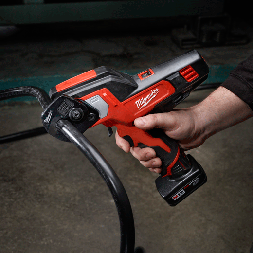 M12™ 600 MCM Cable Cutter (Tool Only)
